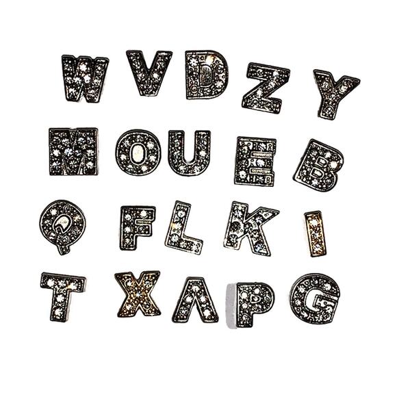 Lot 100+ Floating Locket Jewelry Charms Gold Silver Alphabet Initials Letters - Picture 3 of 12